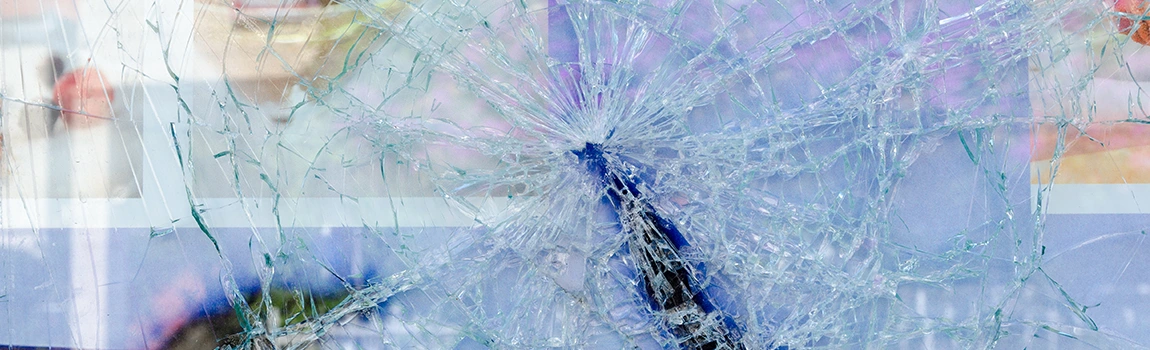 Window Broken Glass Repair in Butterfield West